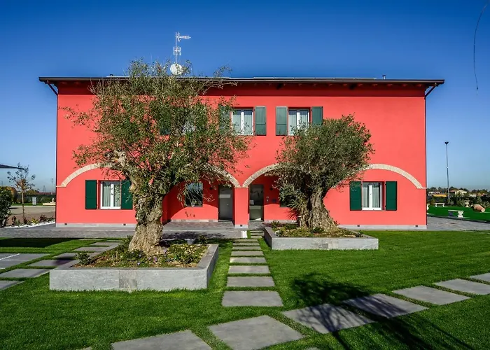 Borgo Degli Ulivi フォルミージネ