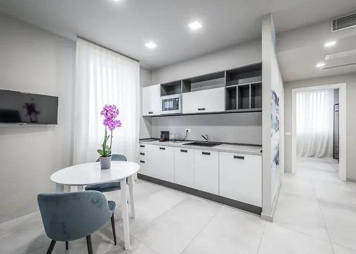 アパートホテル Borgo Degli Ulivi フォルミージネ