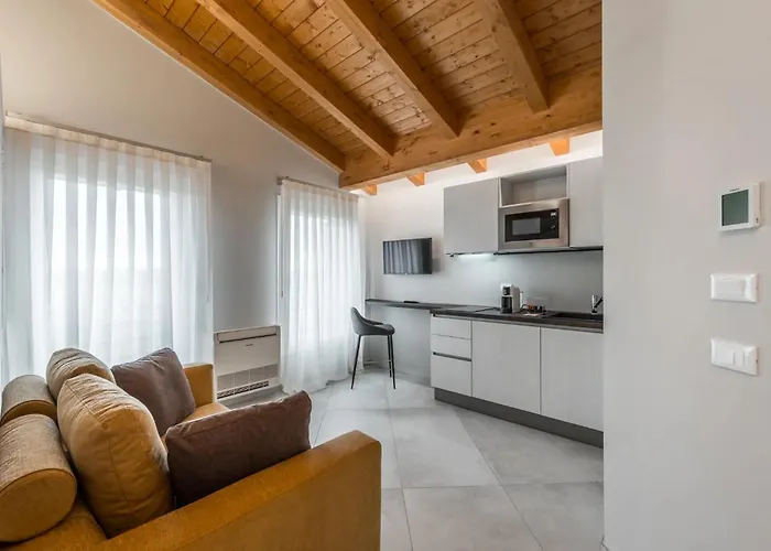 Borgo Degli Ulivi 4*