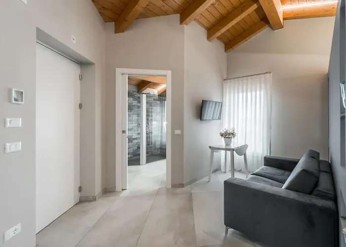 Borgo Degli Ulivi 4*