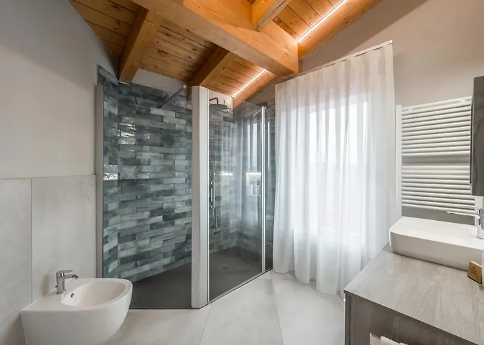 アパートホテル Borgo Degli Ulivi 4*