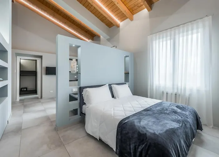 アパートホテル Borgo Degli Ulivi フォルミージネ